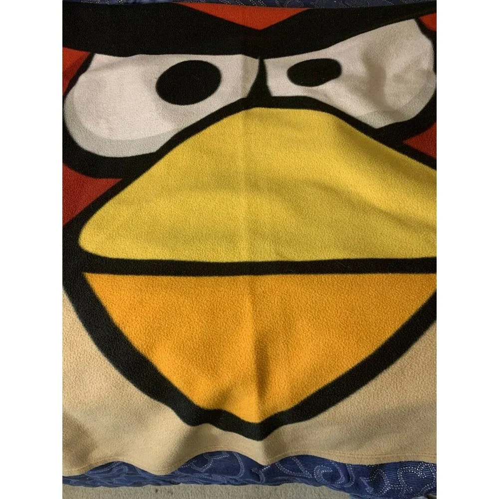 Angry Birds Throw Blanket Fleece Angry Birds Commonwealth 60” X 46” ‎ Red